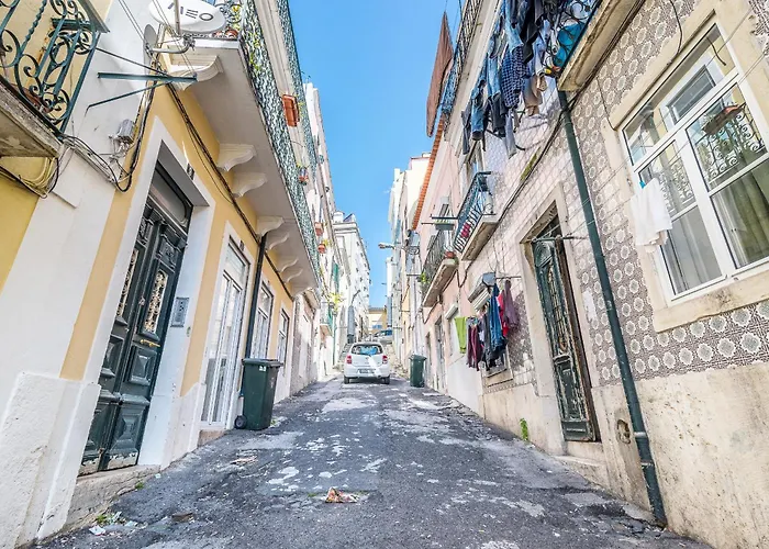 Beguest Cozy Flat Sant 'ana 리스본